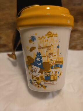 Starbucks Disney